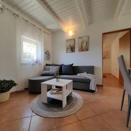 Casa Istriana A Hébergement de vacances